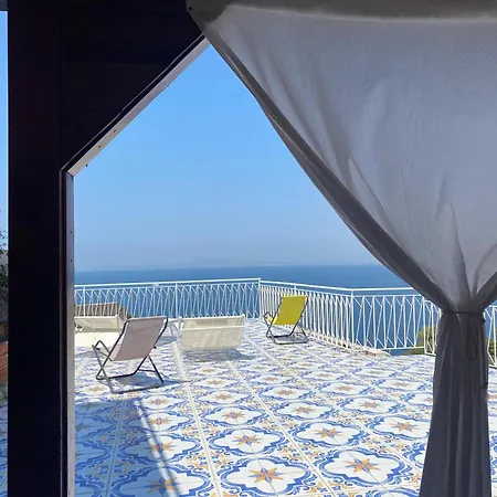The Dreamer's Terrace Apartment *